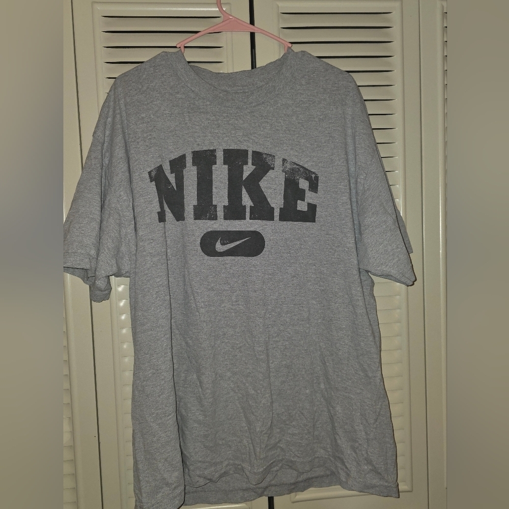 Nike Gray Graphic Logo T-Shirt Men’s XL